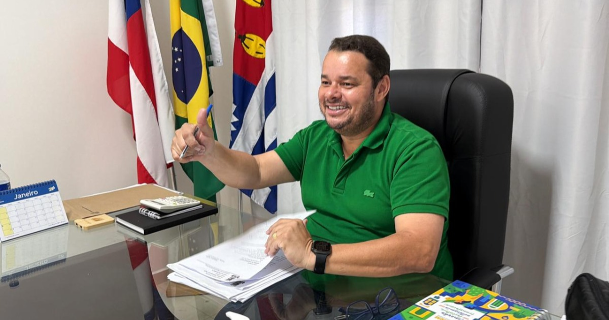 TCM aprova contas do prefeito Tinho do Vale em Ubatã referentes ao exercício de 2024