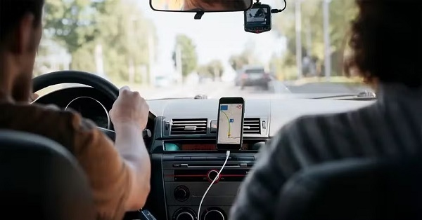 Motoristas de app terão R$ 30 bilhões em crédito para financiar carros