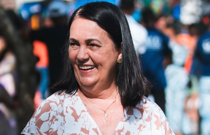 DEU GRACINHA! Prefeita vence disputa política e lidera votação de seus candidatos em Ubaitaba