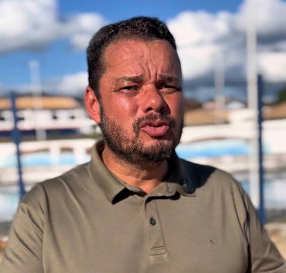A CONTA NÃO ESPERA, PREFEITO! Servidores de Ubatã vivem drama com salários atrasados da Cop Brasil