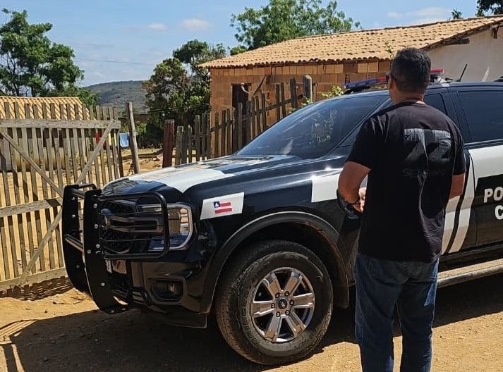 Menina de 12 anos entrega R$ 8 mil após ser ameaçada com imagem íntima falsa criada por IA na Bahia