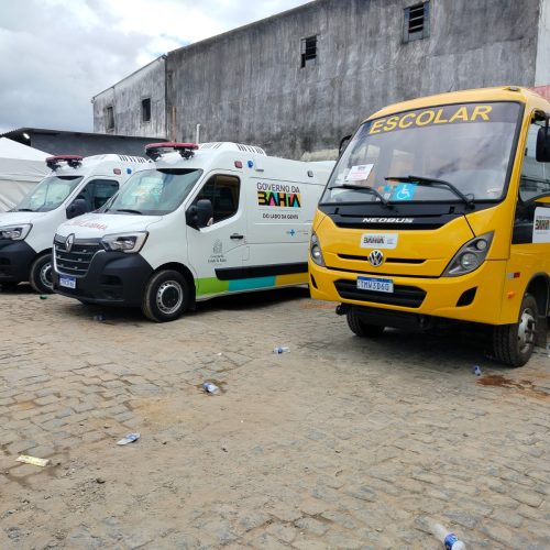CHEGA DE DESCASO EM UBATÃ:Patrimônio Público Não Pode Virar  Sucata, População Cobra Cuidado com Novos Veículos