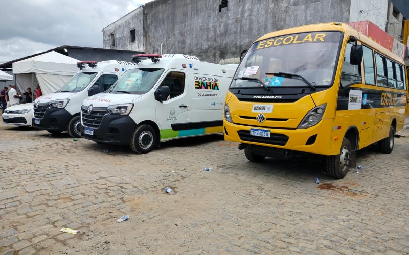 CHEGA DE DESCASO EM UBATÃ:Patrimônio Público Não Pode Virar  Sucata, População Cobra Cuidado com Novos Veículos