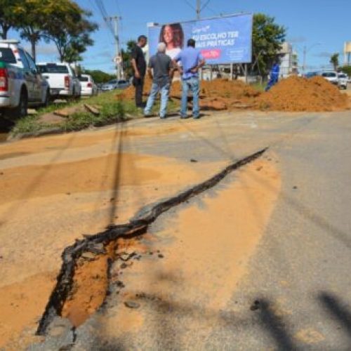 Prefeitura de cidade baiana proíbe Embasa de abrir buracos em vias públicas asfaltadas; entenda