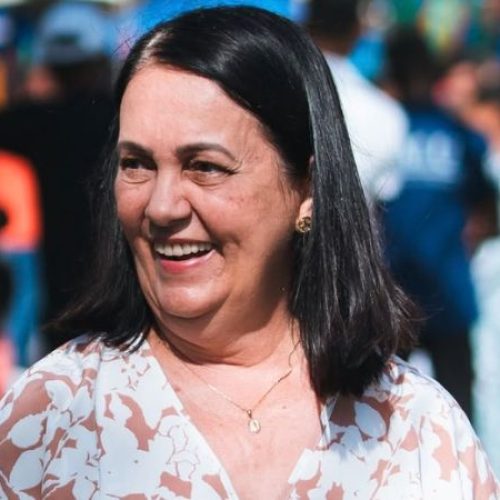 DEU GRACINHA! Prefeita vence disputa política e lidera votação de seus candidatos em Ubaitaba