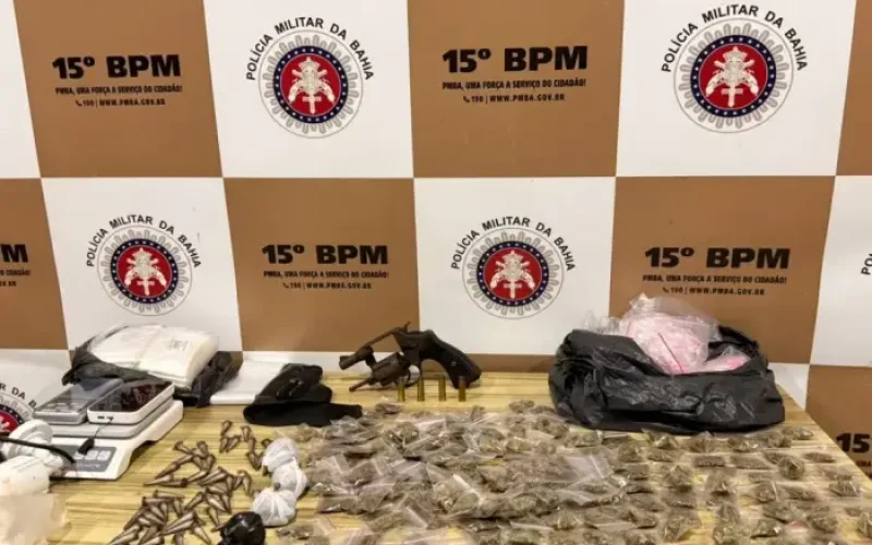 PM apreende arma, drogas e câmeras clandestinas durante ação em Itabuna
