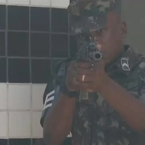 Cabo do Exército é suspeito de fornecer armas a facções na Bahia