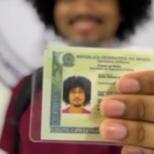 Governo define prazo para troca do RG antigo pela nova Carteira de Identidade; veja até quando vale