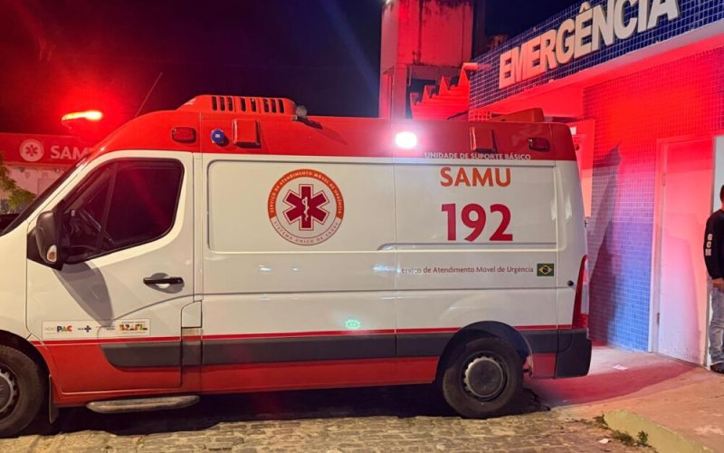 UBATÃ: JOVEM É PERSEGUIDO E BALEADO EM ATAQUE A TIROS; DISPAROS ATINGEM AINDA DOIS INOCENTES DURANTE CONFRATERNIZAÇÃO