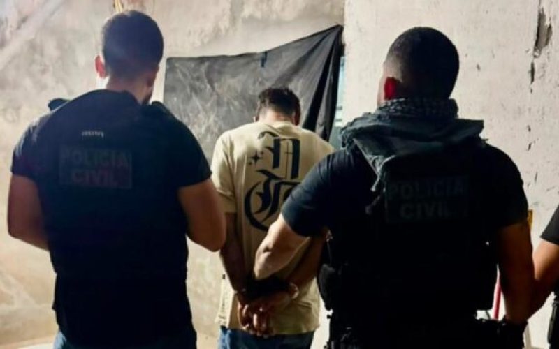 Jovem filmado se masturbando em academia de condomínio em Feira de Santana é preso