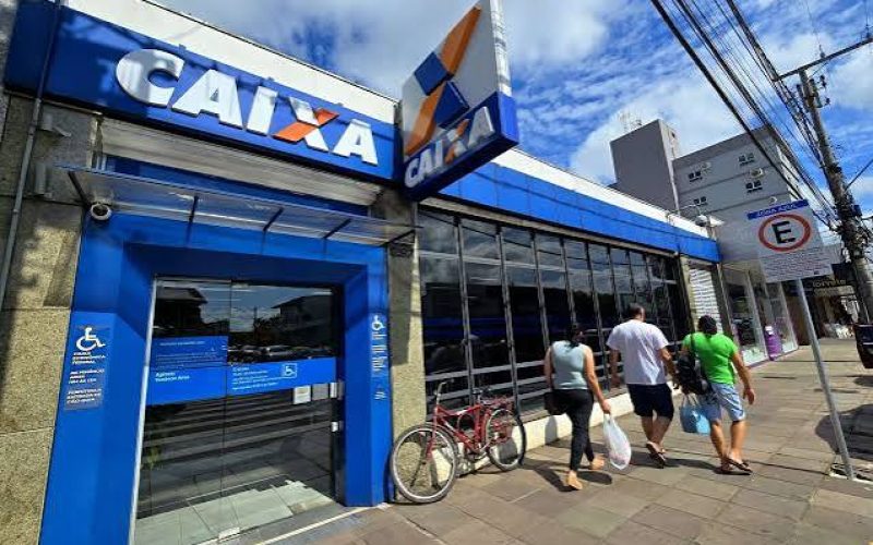 TST determina fim da greve na Caixa e concede reajuste salarial a bancários