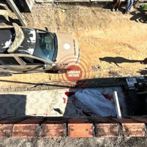 Mulher é morta a facadas em Eunápolis; ex-companheiro é preso acusado de feminicídio