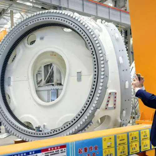 Gigante chinesa anuncia fábrica na Bahia com investimento de R$ 100 milhões e geração de empregos