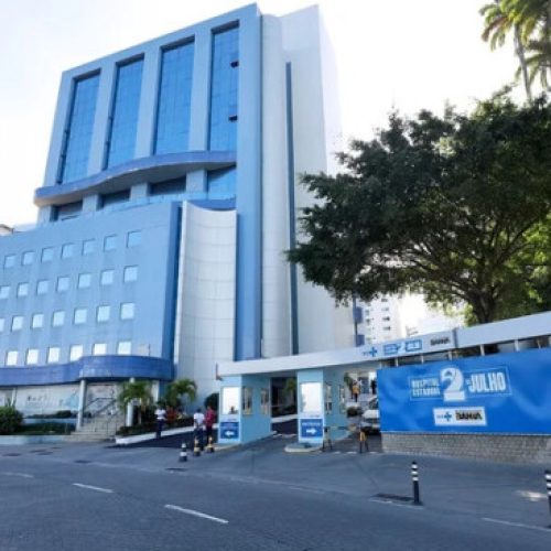 Médicos estão sem receber desde julho em hospital da Bahia; terceirizada teria recebido repasse