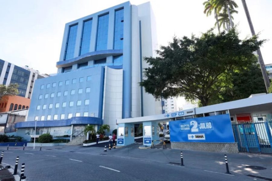 Médicos estão sem receber desde julho em hospital da Bahia; terceirizada teria recebido repasse