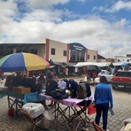Prefeitura de Ubatã altera data da Feira Livre e orienta sobre funcionamento do comércio e coleta de lixo