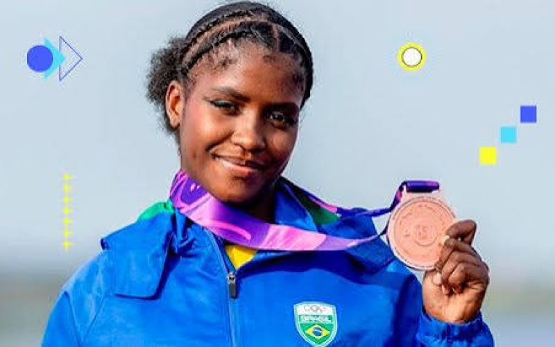 UBATÃ CELEBRA NOVA CONQUISTA INTERNACIONAL: LORRANE SOUZA FATURA MAIS UMA MEDALHA EM MUNDIAL DE CANOAGEM