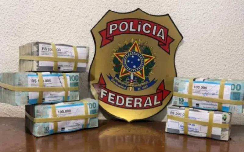 Porto Seguro: Homem é preso com cerca de R$ 700 mil em espécie durante operação da Polícia Federal