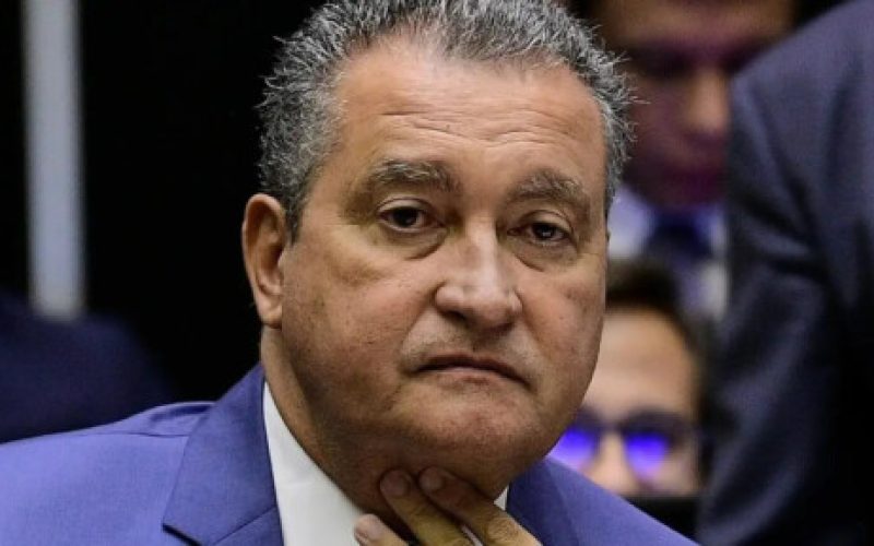 BRASIL DOS CORRUPTOS: Em campanha, Rui Costa é autorizado a continuar recebendo salário de R$ 46,3 mil mesmo após deixar governo federal 