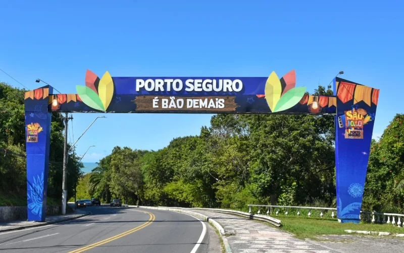Porto Seguro começa a cobrar taxa para veículos; valores chegam a R$ 90 por dia