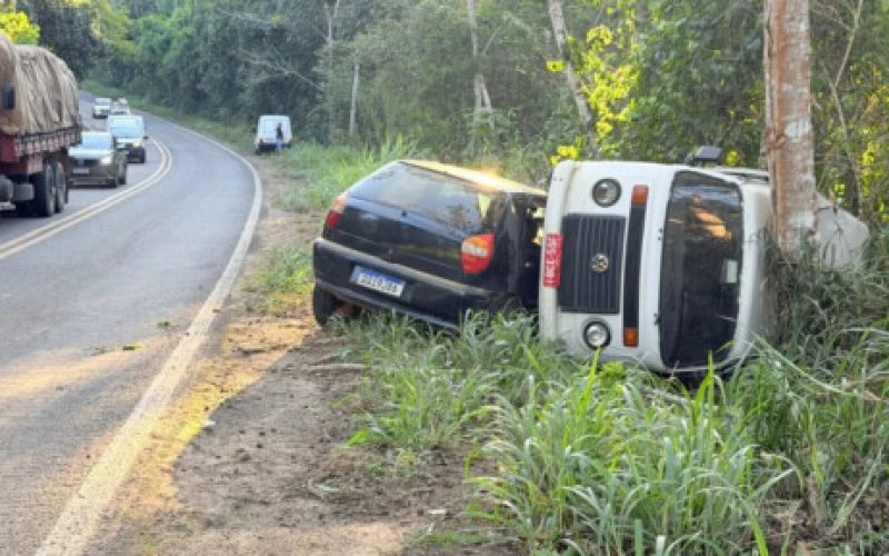 Colisão na BR-330 envolve dois veículos próximo à Usina do Funil