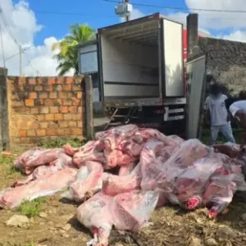 Bahia: Trabalhadores são resgatados após serem mantidos reféns em baú de caminhão roubado