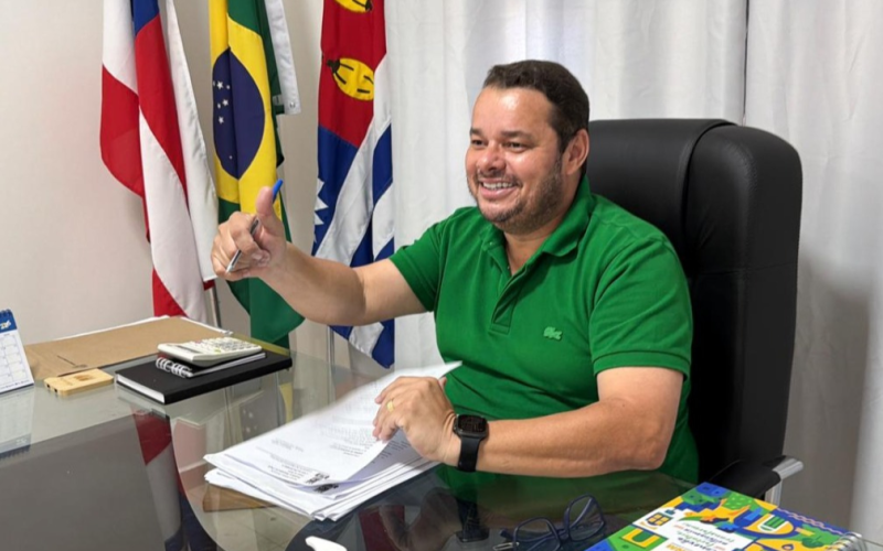 TCM aprova contas do prefeito Tinho do Vale em Ubatã referentes ao exercício de 2024