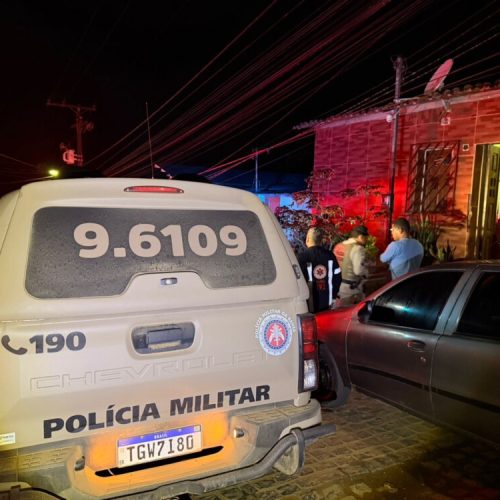 JOVEM DE 23 ANOS É EXECUTADO A TIROS DENTRO DE CASA EM UBATÃ; ESPOSA É BALEADA